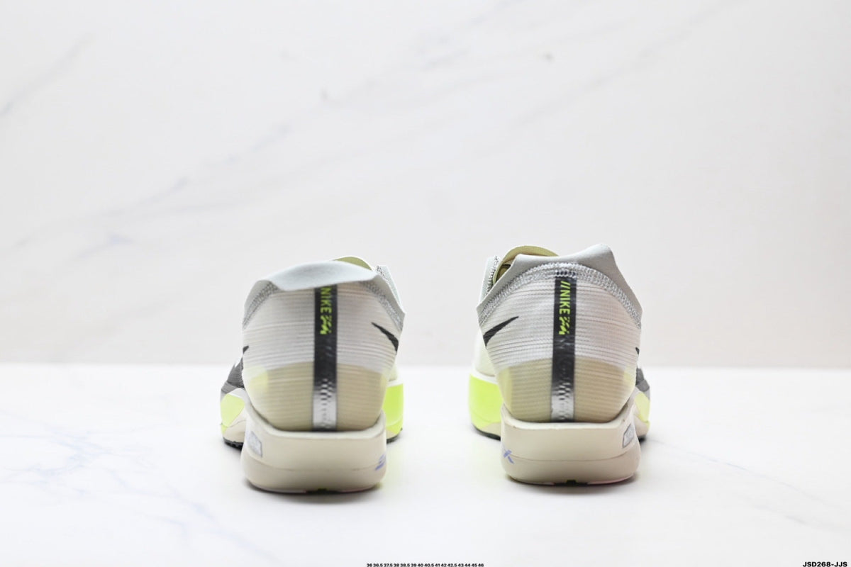 2026 NIKE Neue Herren Laufschuhe