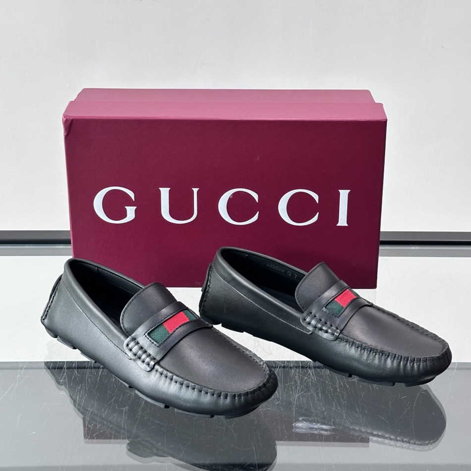 Gucci Shoes #68