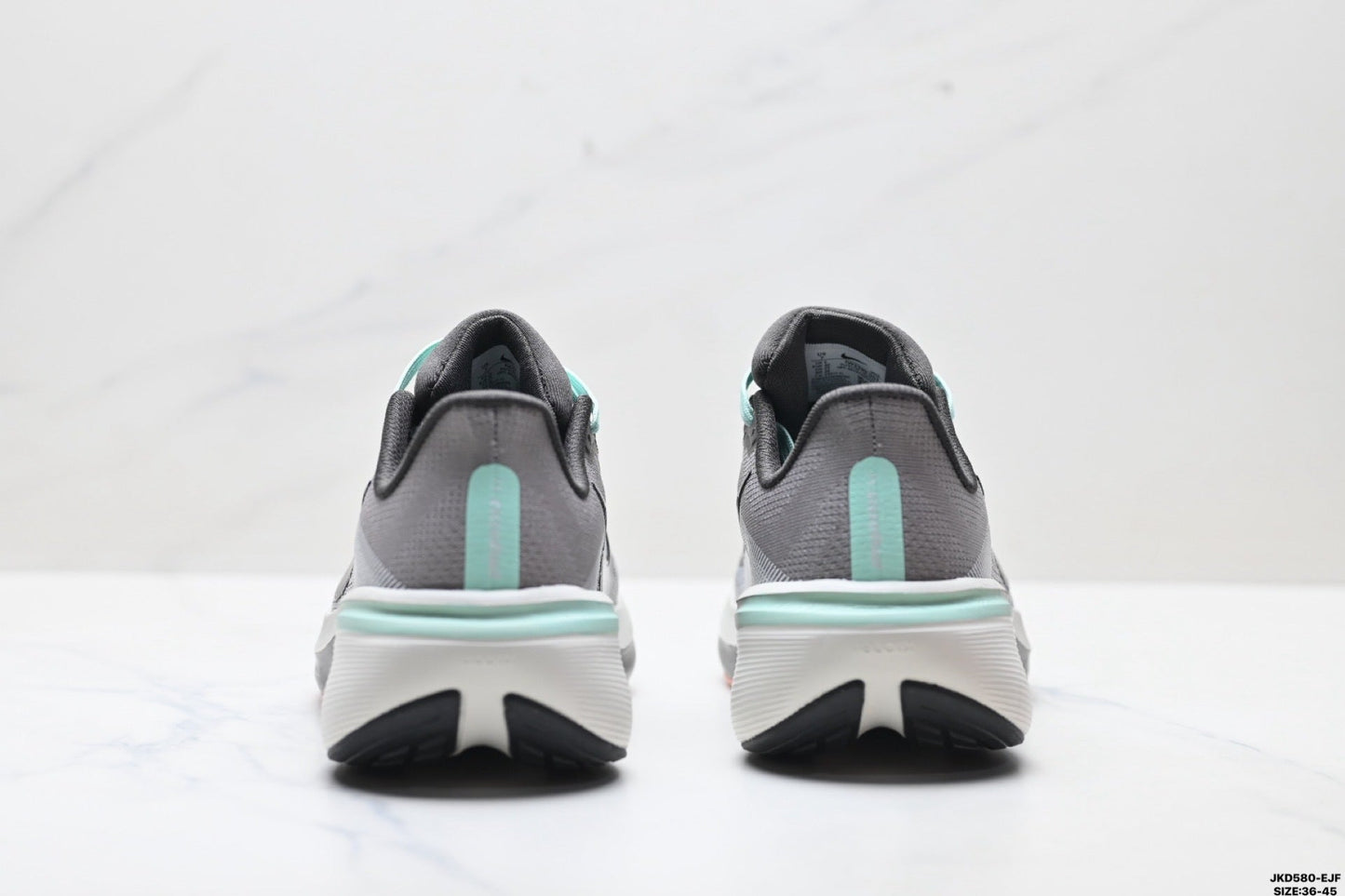 2026 NIKE Neue Artikel Herren-Laufschuhe