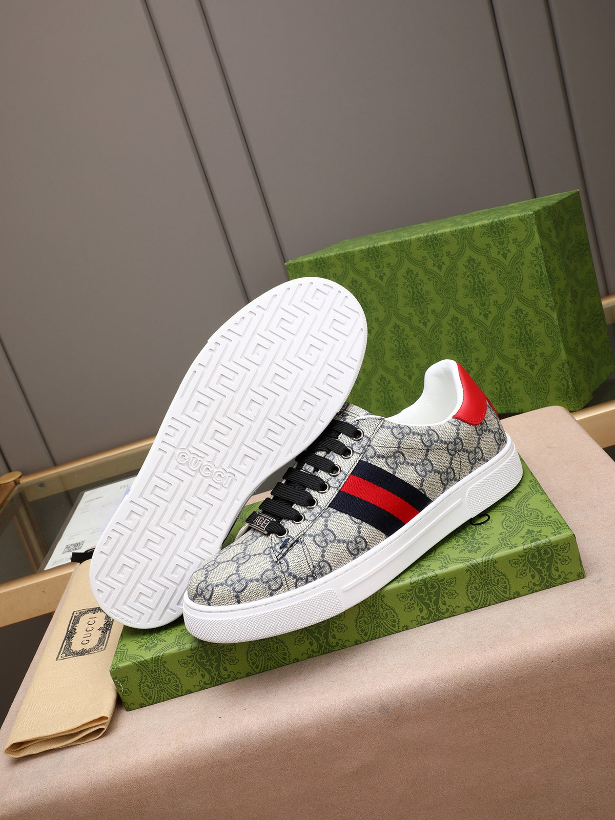Gucci Shoes #41 - Color 06