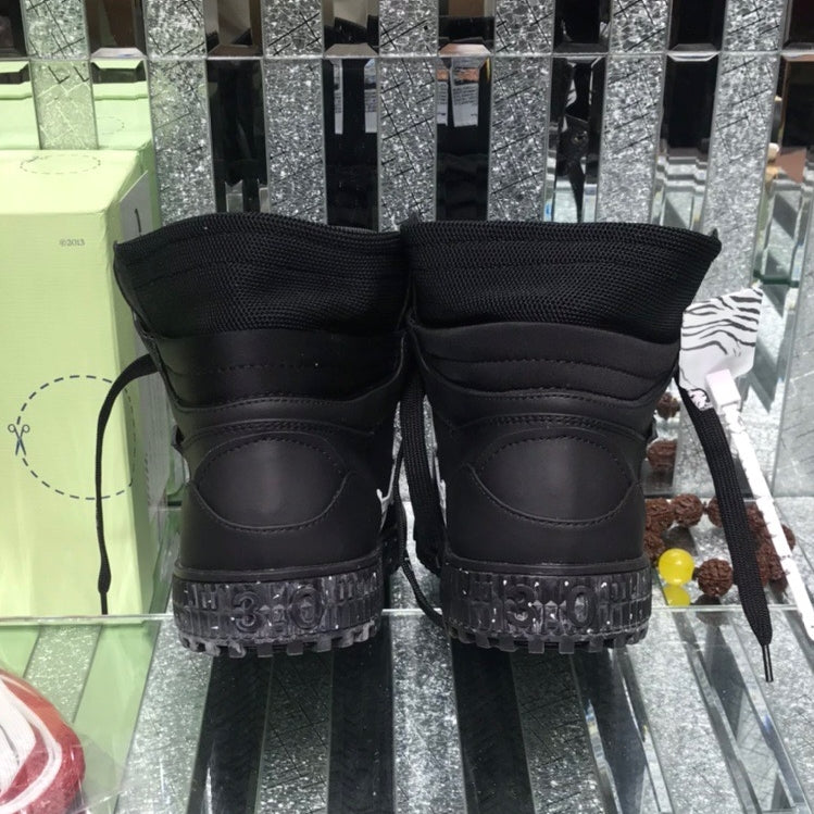 OFF-Whlte Arrow Logo Leather Sneakers #34