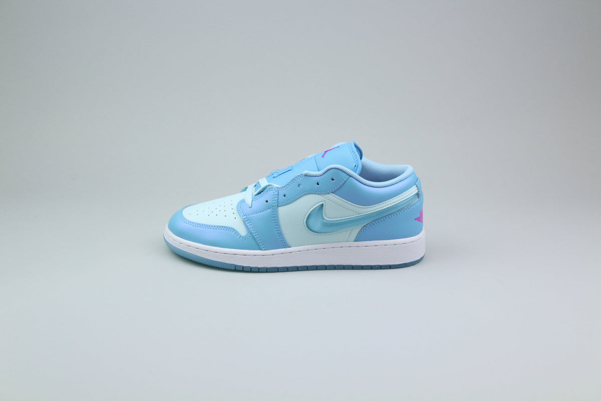 Air Jordan 1 Low SE 'Aquarius Blue' (GS) - Aquarius Blue - image 3