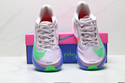 NIKE Neue Laufschuhe