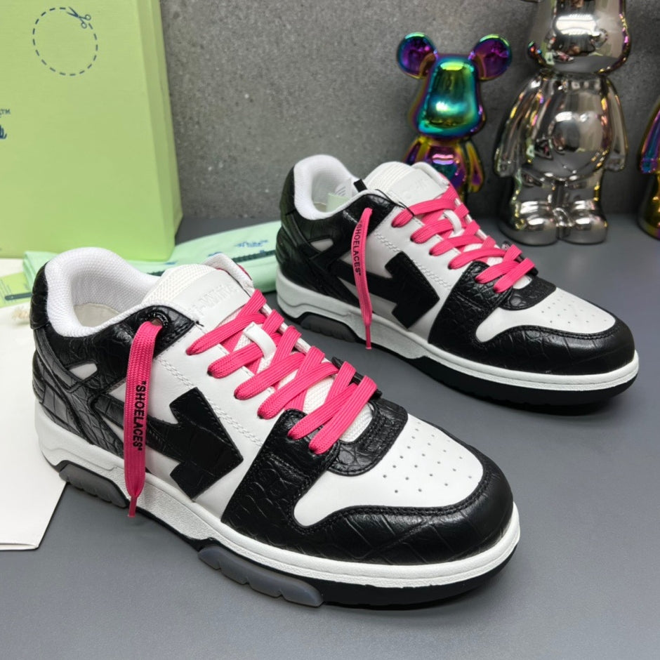 OFF-Whlte Arrow Logo Leather Sneakers #41