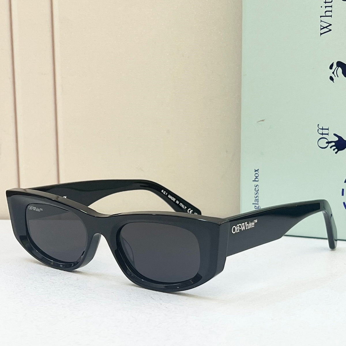 OFF-Whlte Arrow logo sunglasses#090