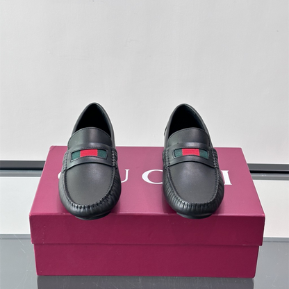 Gucci Shoes #68