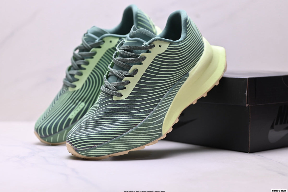 Nike Trailrunning-Sneaker