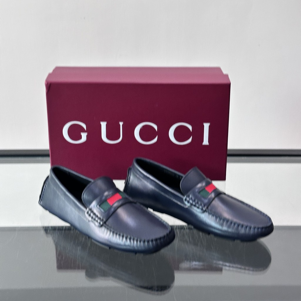 Gucci Shoes #68