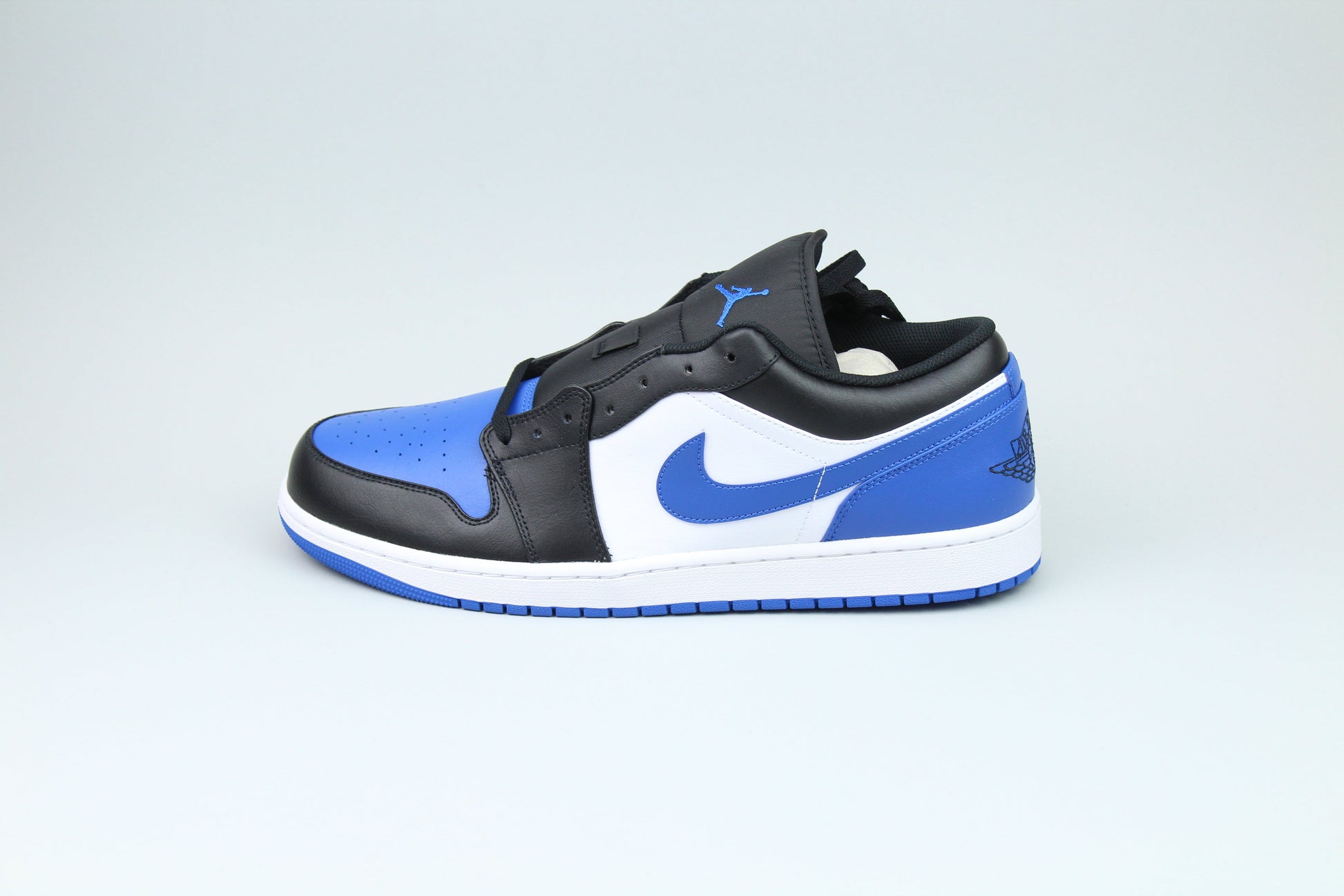 Jordan 1 Low 'Alternate Royal Toe' - Alternate Royal Toe - image 3