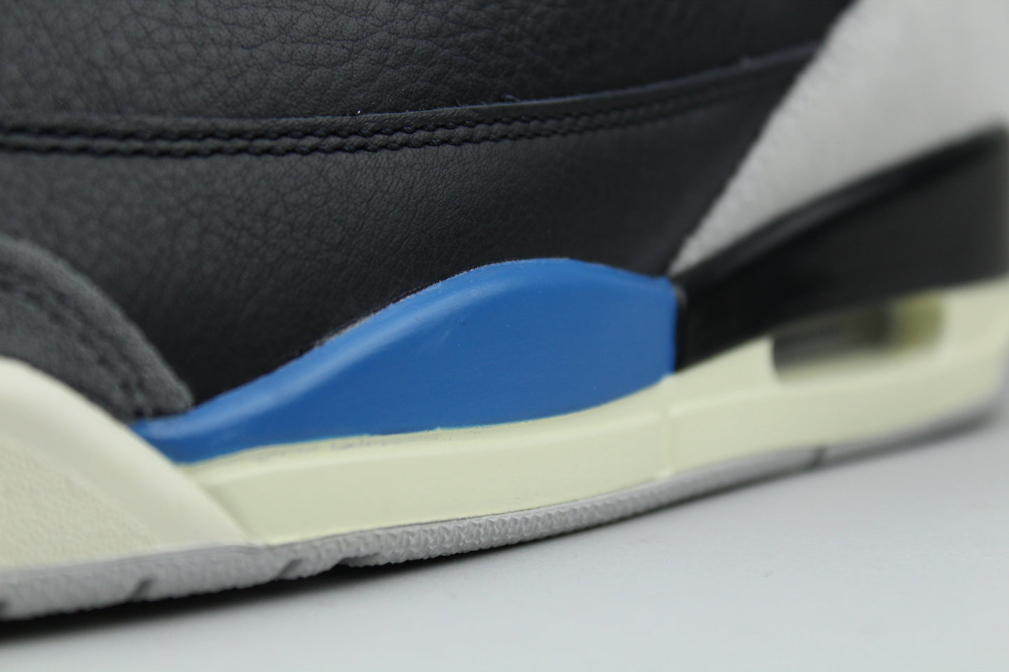 Air Jordan 3 Retro OG 'Rare Air' - Rare Air - image 8