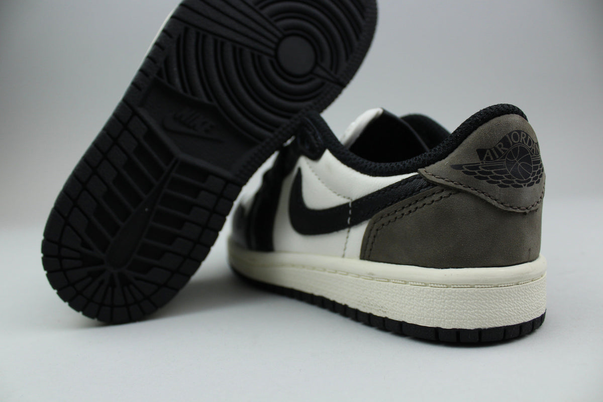 Air Jordan 1 Retro Low OG 'Mocha' (PS) - Mocha - image 2