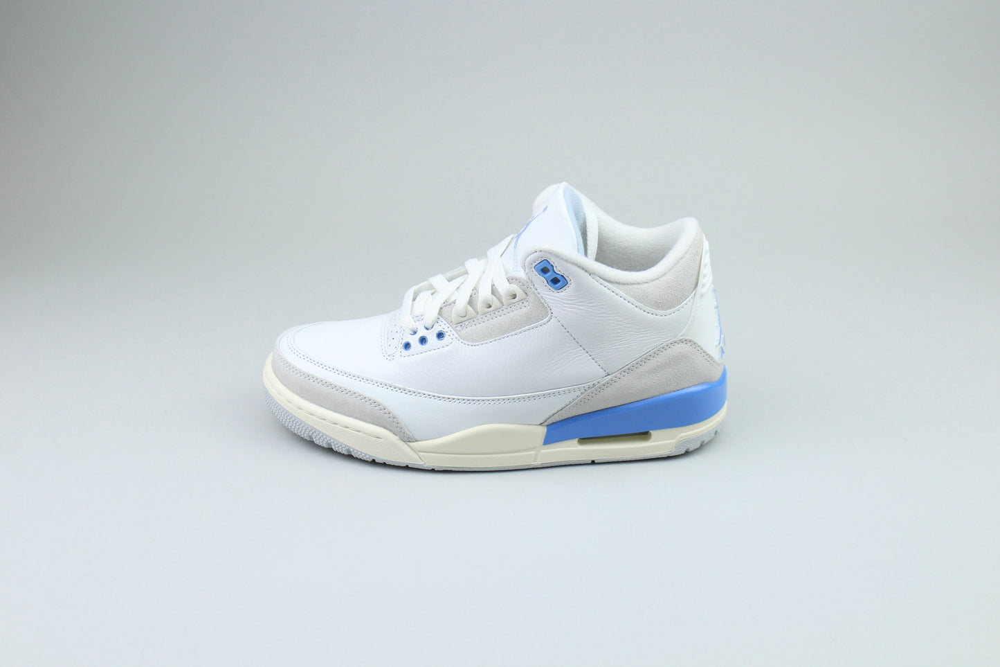 Air Jordan 3 'Lucky Shorts' - Lucky Shorts - image 3