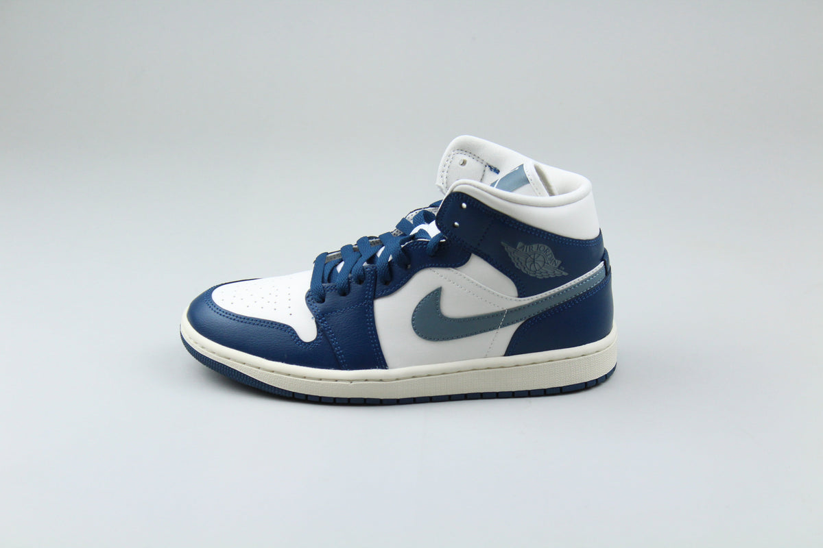 Air Jordan 1 Mid 'Blue Ozone' (Women's) - Blue Ozone - image 3