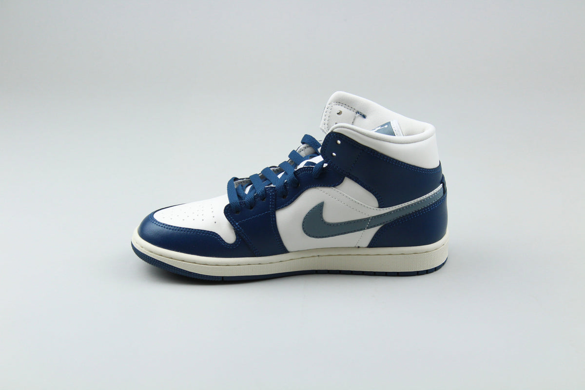 Air Jordan 1 Mid 'Blue Ozone' (Women's) - Blue Ozone - image 4