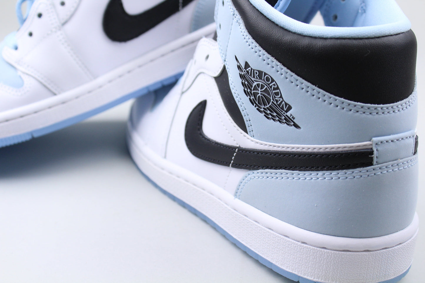 Jordan 1 Mid SE Ice Blue (2023) - Ice Blue - image 2