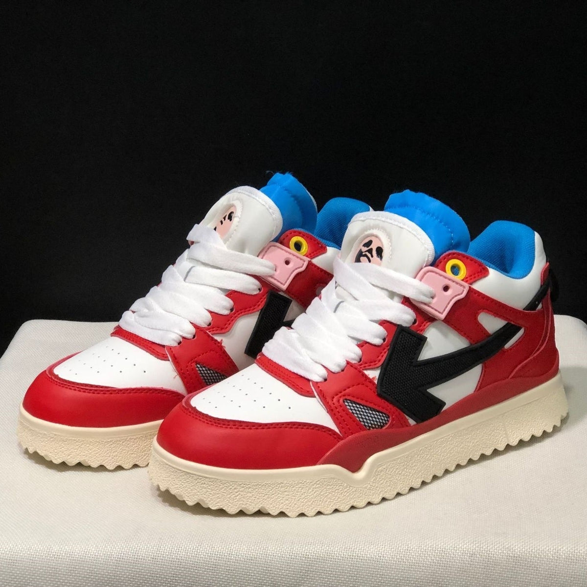 OFF-Whlte Arrow Logo Leather Sneakers #40