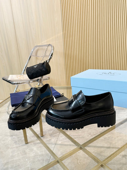 Prada Casual Shoes #02 P270