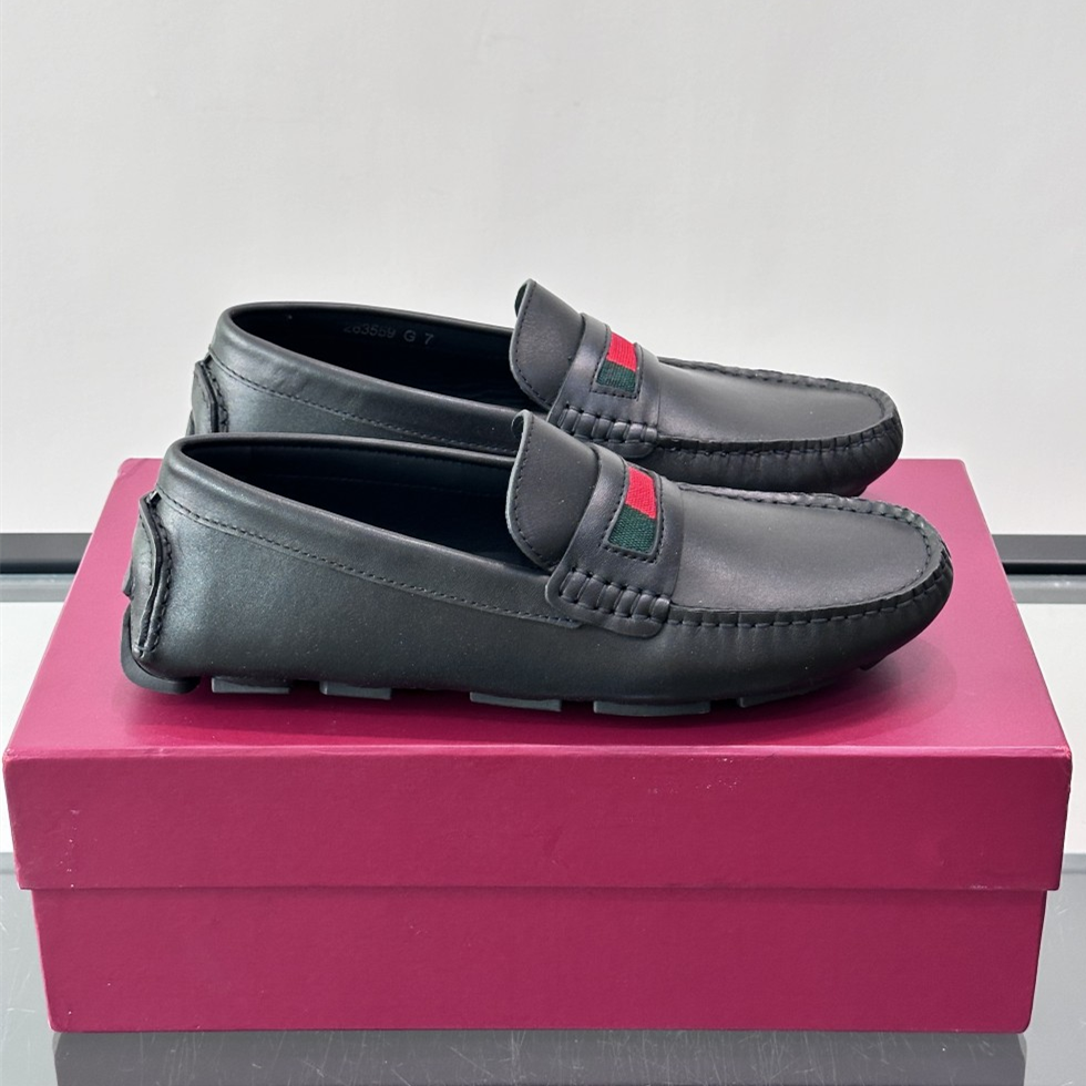 Gucci Shoes #68