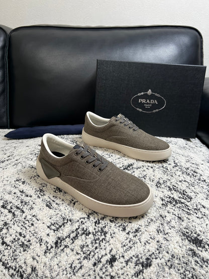 Prada Casual Shoes #23 P370 - Color 06
