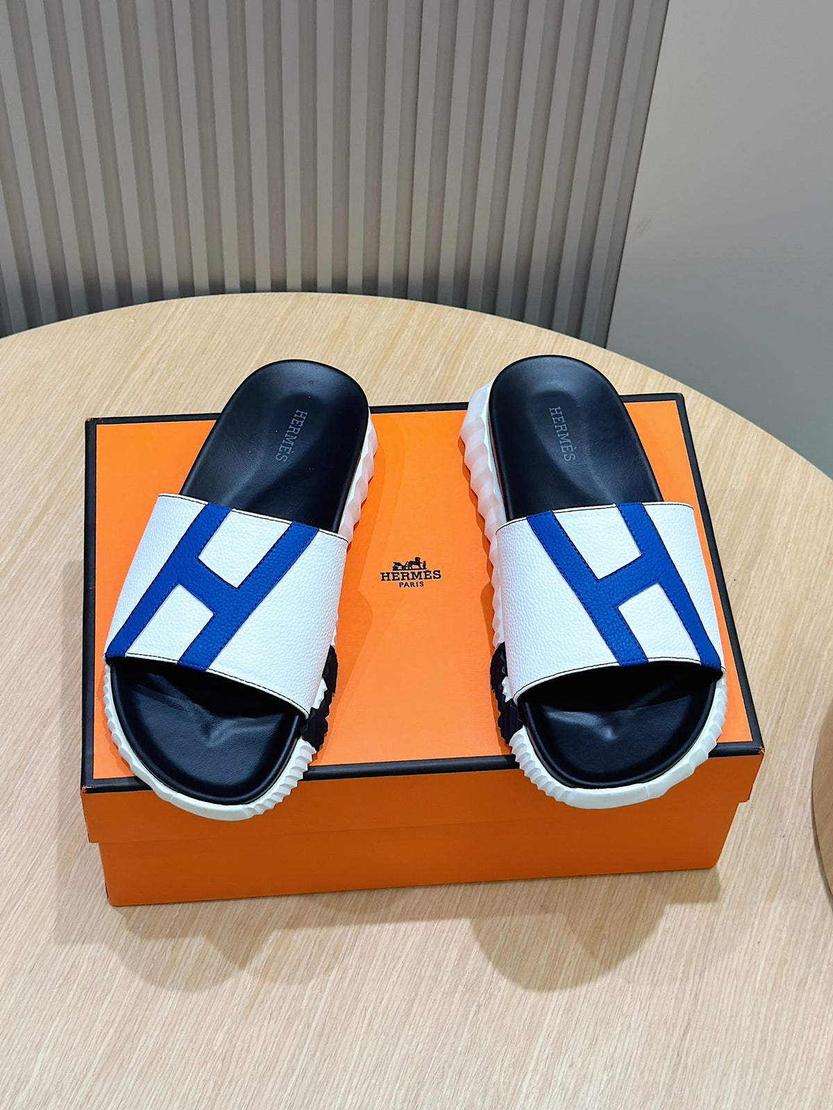 Hermes Shoes #24 - Color 01