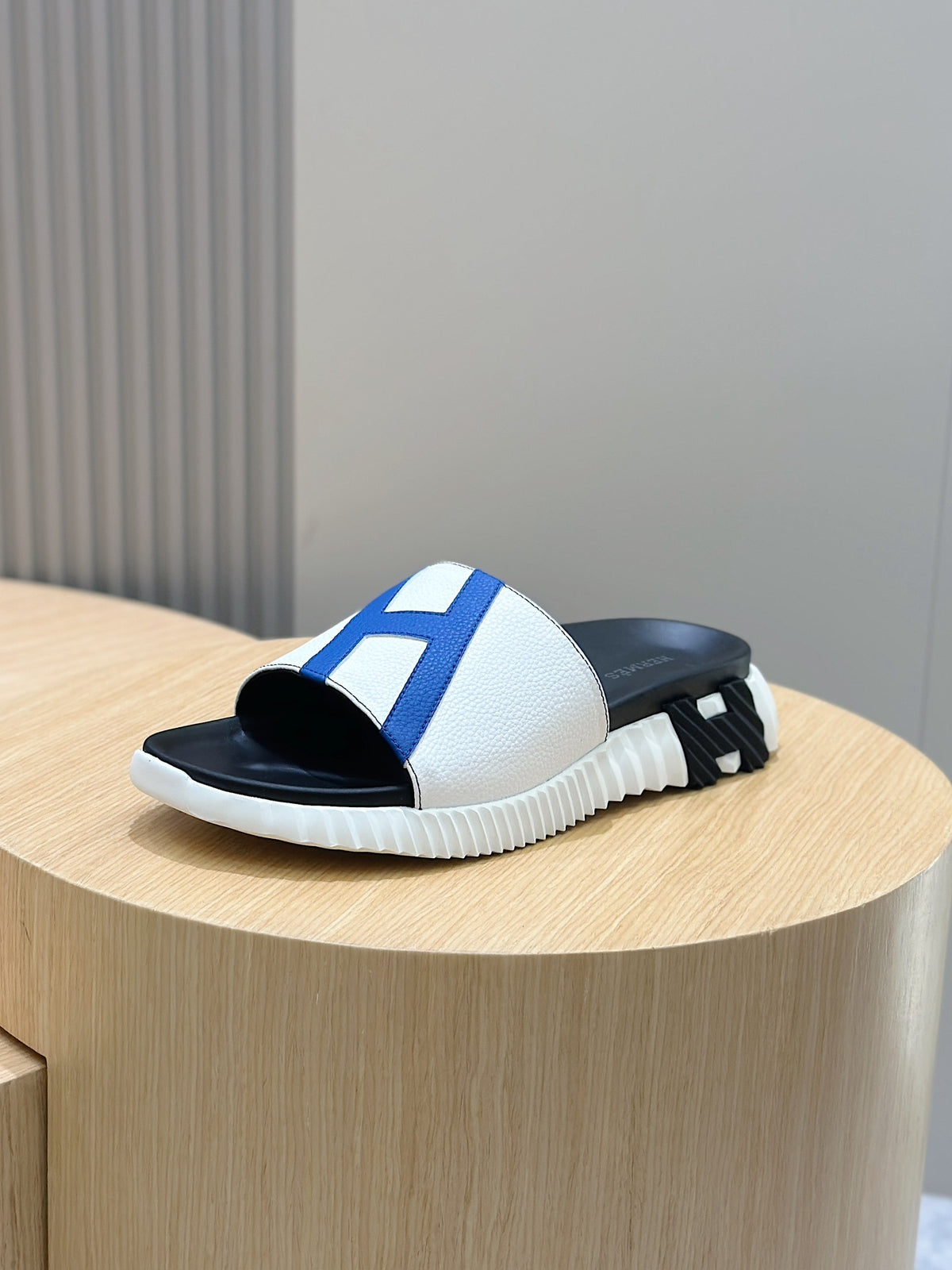 Hermes Shoes #24 - Color 01