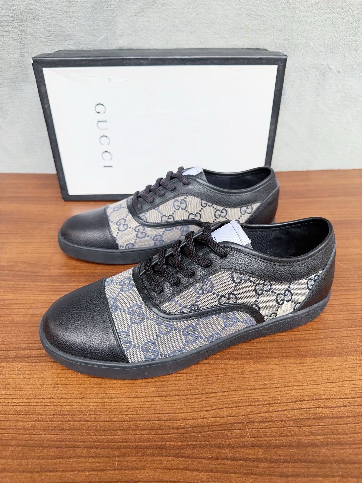 Gucci Shoes #40 - Color 04