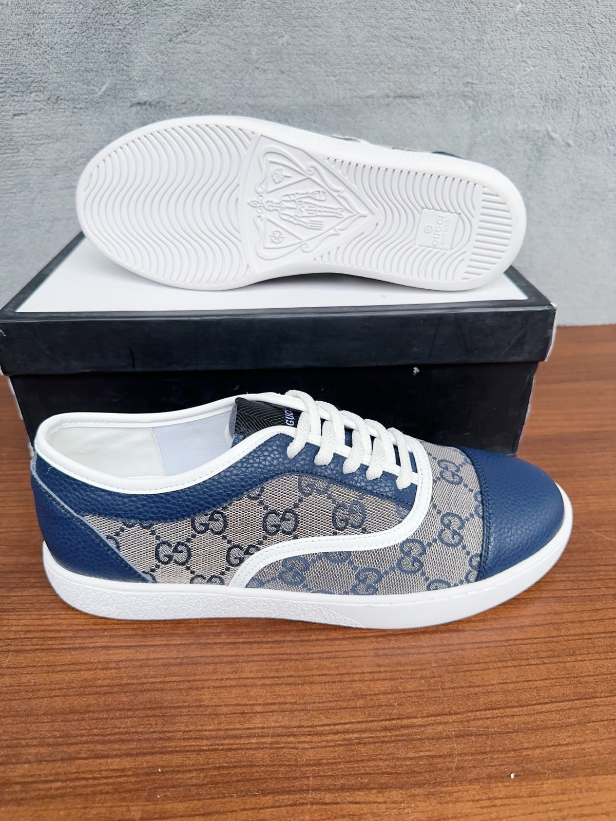 Gucci Shoes #40 - Color 01