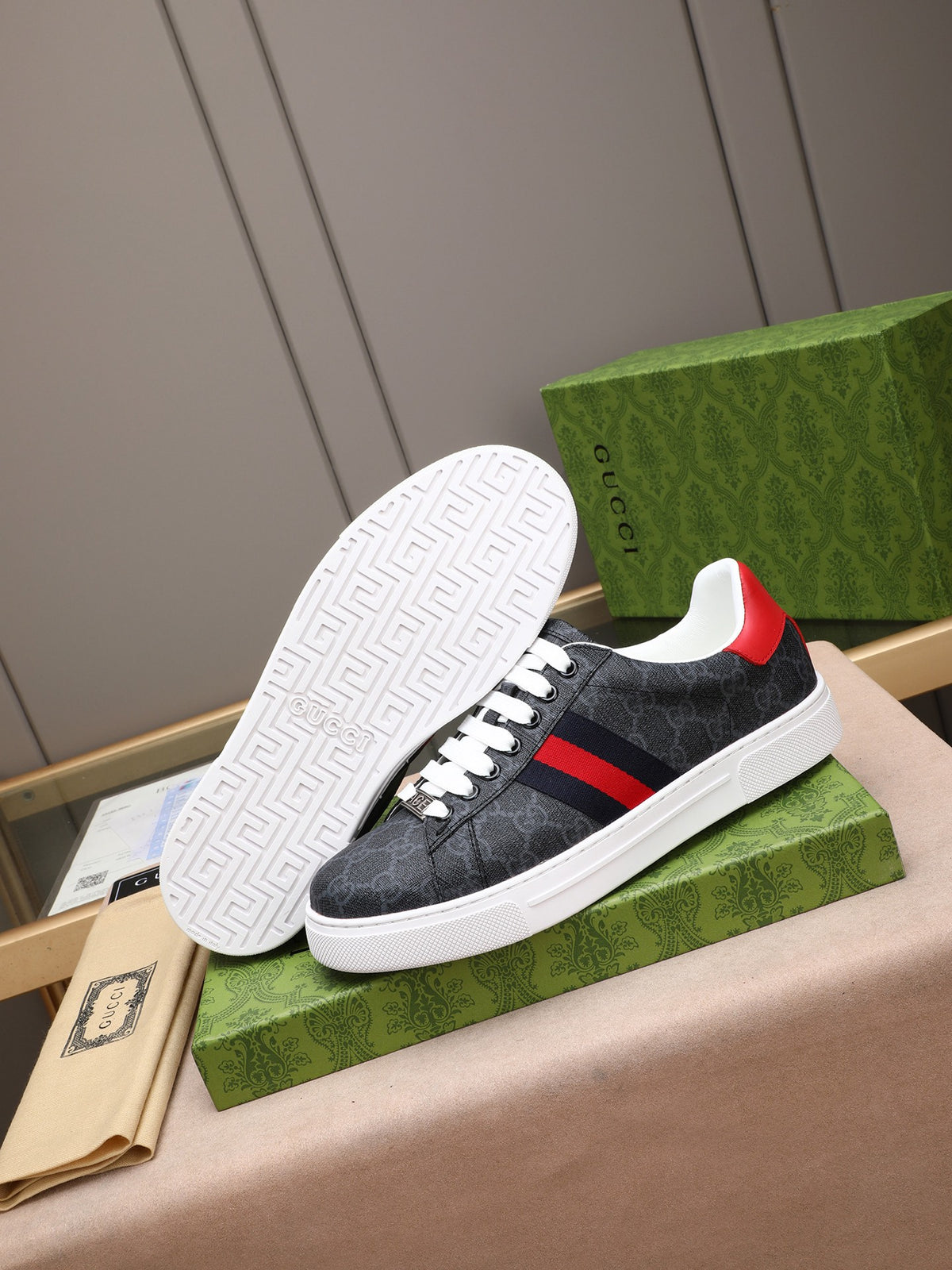 Gucci Shoes #41 - Color 01