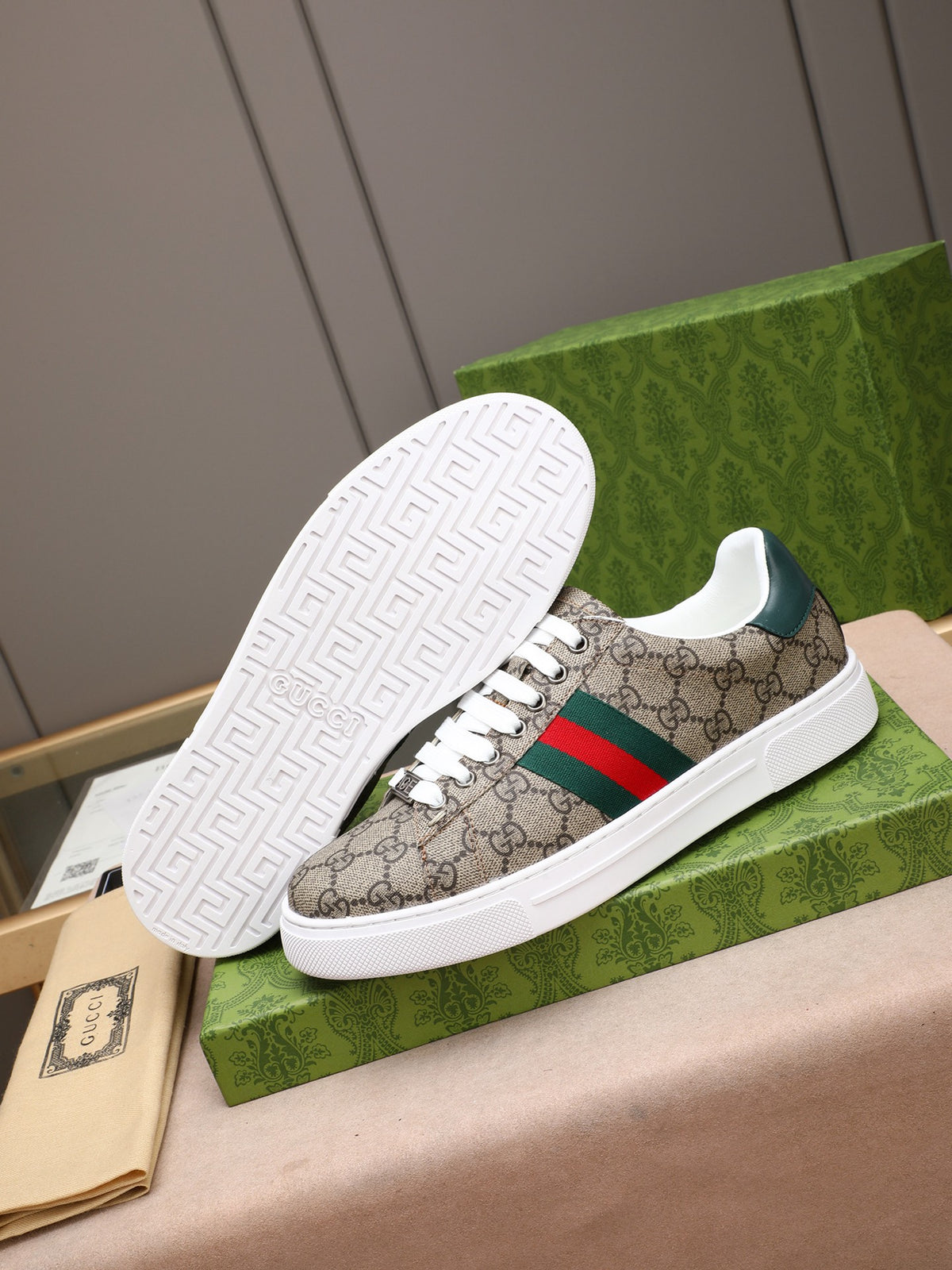 Gucci Shoes #41 - Color 03