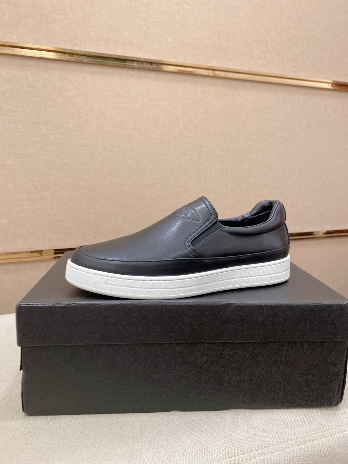 Prada Casual Shoes #03 P210 - Color 01