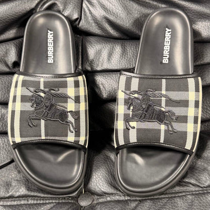 Burberry Vintage Check Slides#18