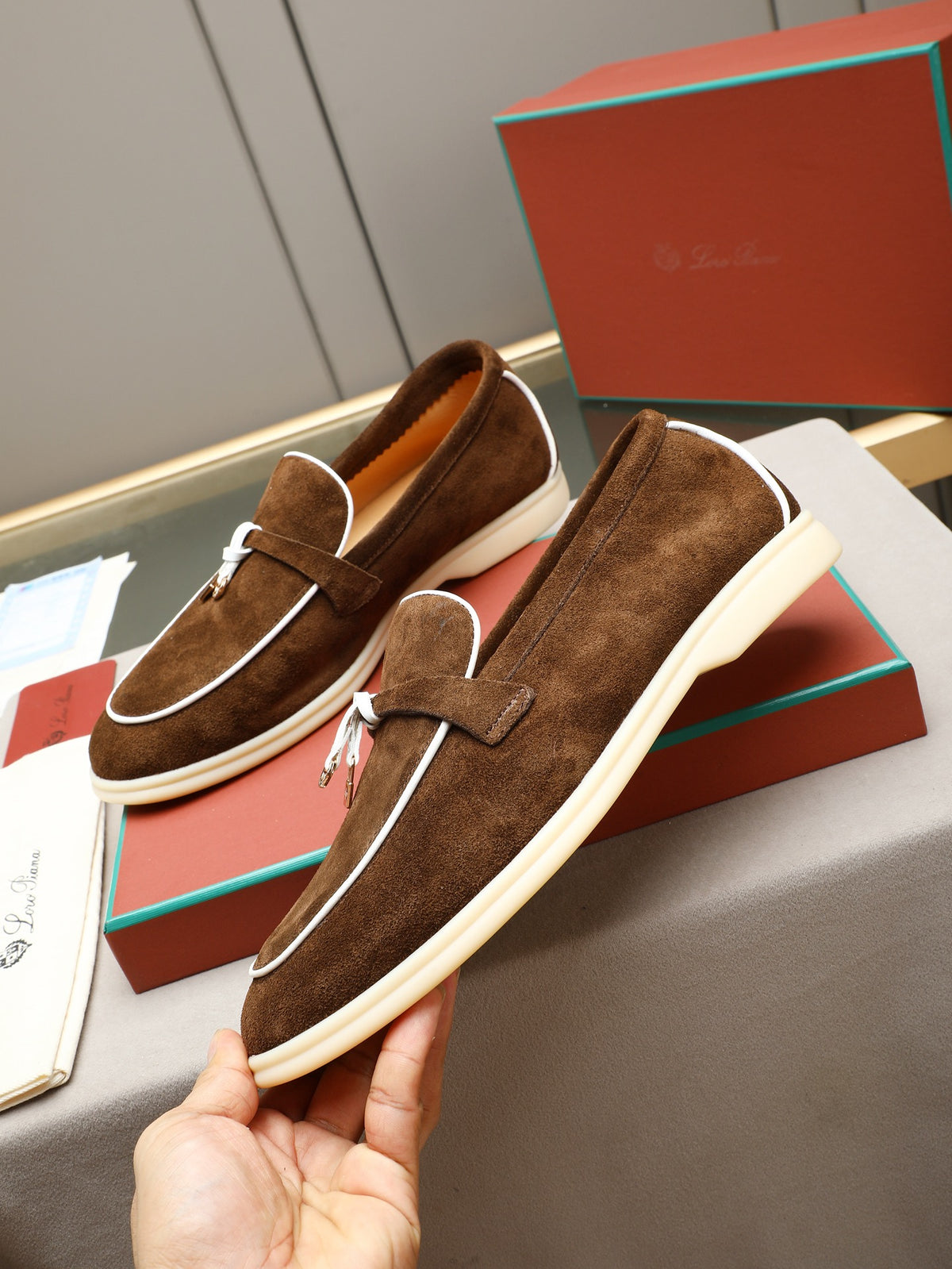Hermes Shoes #38 - Color 01